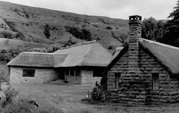 lounge-new-roof-1959